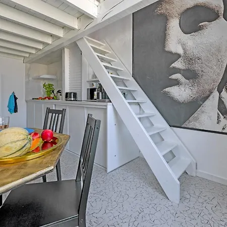 Apartament Romanite *